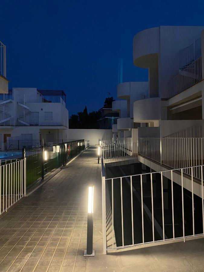 Apartamento Turistico Damajuana Parking Free Espartinas Exterior foto
