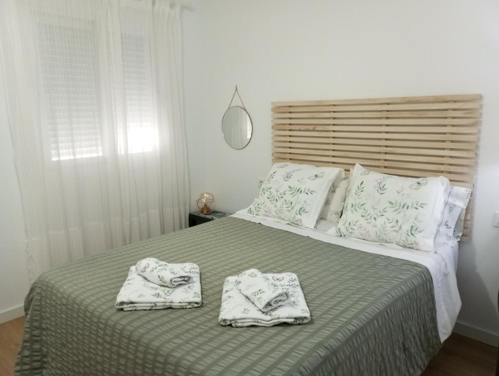Apartamento Turistico Damajuana Parking Free Espartinas Exterior foto